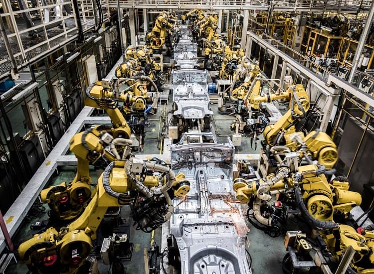 Awesome Ways Factory Life Has Improved With Modern Technology